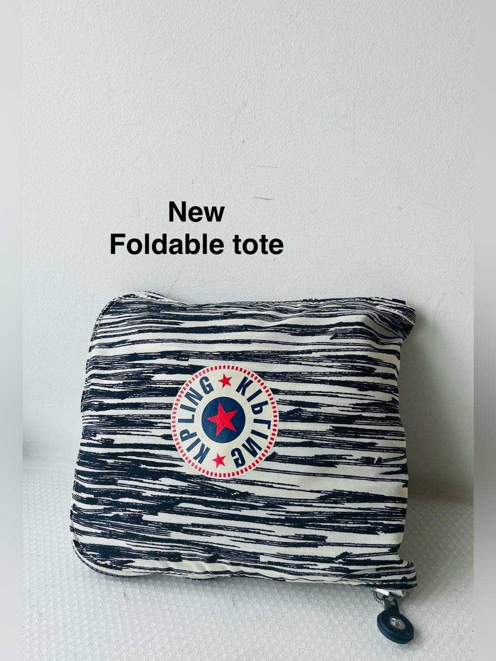 New Kipling Imagine Pack Tote Large navy/ white black foldable with tags